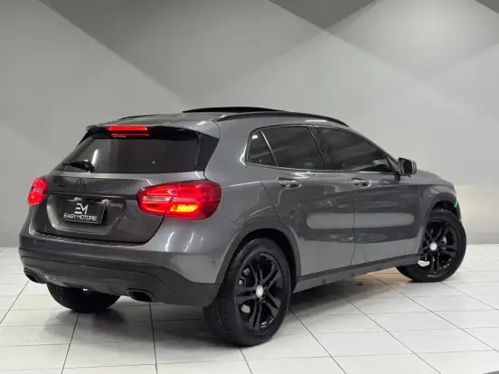 MERCEDES-BENZ-GLA 200-1.6 CGI ENDURO 16V TURBO FLEX 4P AUTOMÁTICO MERCEDES-BENZ-GLA 200-2016