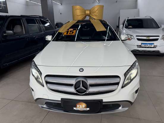 MERCEDES-BENZ-GLA 200-2014