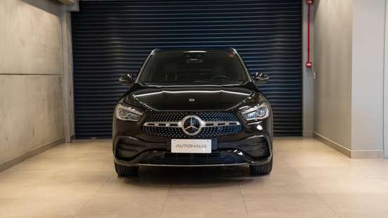 MERCEDES-BENZ-GLA 200-2022