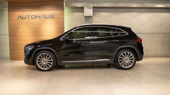 MERCEDES-BENZ-GLA 200-2022