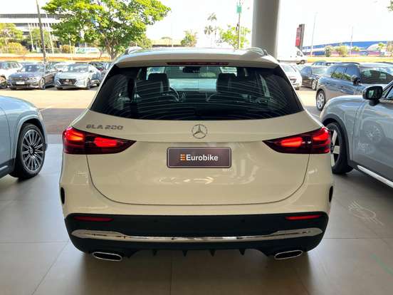 MERCEDES-BENZ-GLA 200-1.3 MHEV AMG LINE 7G-DCT MERCEDES-BENZ-GLA 200-2024