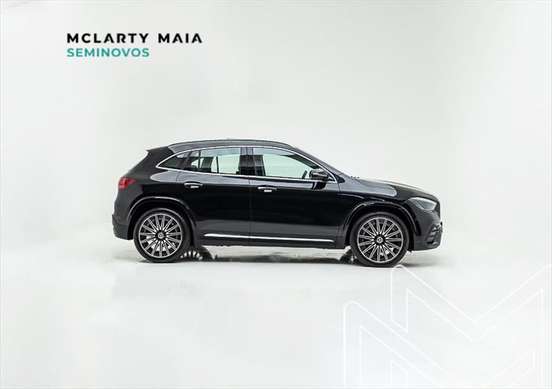 MERCEDES-BENZ-GLA 200-2025