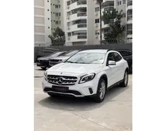 MERCEDES-BENZ GLA 200 1.6 CGI FLEX STYLE 7G-DCT MERCEDES-BENZ GLA 200 1.6 CGI FLEX STYLE 7G-DCT
