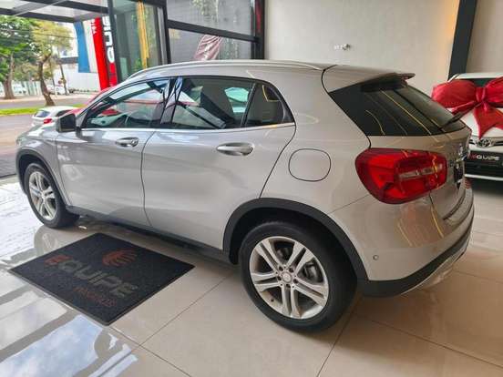 MERCEDES-BENZ-GLA 200-1.6 CGI STYLE 16V TURBO FLEX 4P AUTOMÁTICO MERCEDES-BENZ-GLA 200-2016