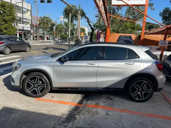 MERCEDES-BENZ-GLA 250-2.0 CGI GASOLINA SPORT 7G-DCT MERCEDES-BENZ-GLA 250-2020