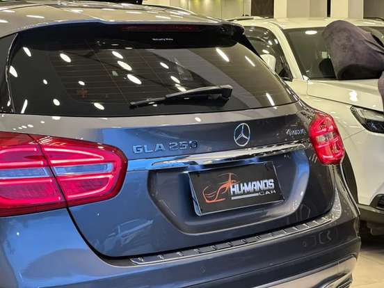 MERCEDES-BENZ-GLA 250-2.0 16V TURBO GASOLINA ENDURO 4P AUTOMÁTICO MERCEDES-BENZ-GLA 250-2017