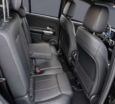 MERCEDES-BENZ-GLB 200-2021