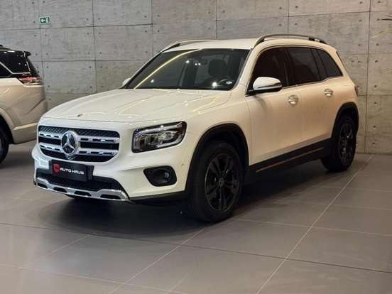 MERCEDES-BENZ-GLB 200-2021