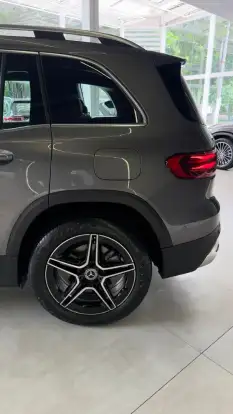 MERCEDES-BENZ-GLB 220-2025