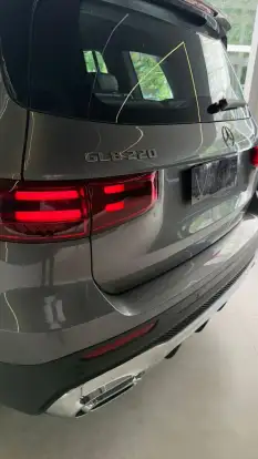 MERCEDES-BENZ-GLB 220-2025