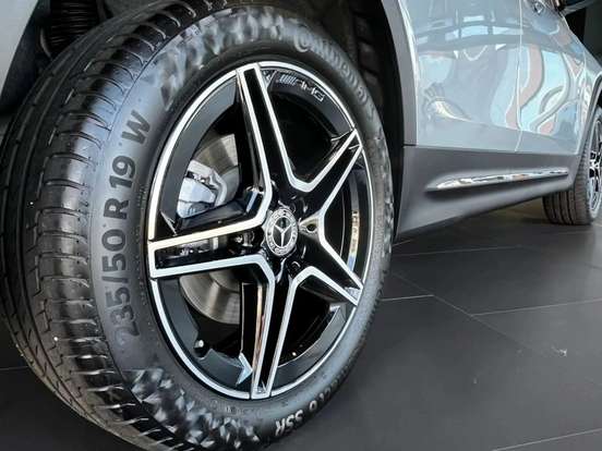 MERCEDES-BENZ-GLB 220-2.0 MHEV AMG LINE 4MATIC 8G-DCT MERCEDES-BENZ-GLB 220-2025