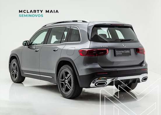 MERCEDES-BENZ-GLB 220-2025