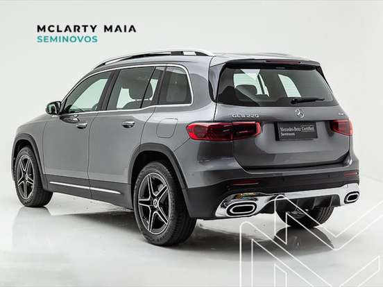 MERCEDES-BENZ-GLB 220-2.0 MHEV AMG LINE 4MATIC 8G-DCT MERCEDES-BENZ-GLB 220-2025