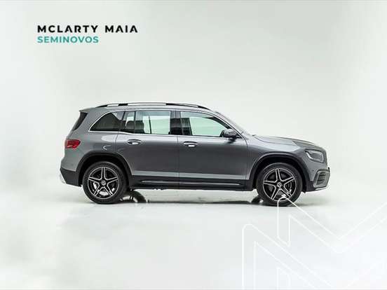 MERCEDES-BENZ-GLB 220-2.0 MHEV AMG LINE 4MATIC 8G-DCT MERCEDES-BENZ-GLB 220-2025