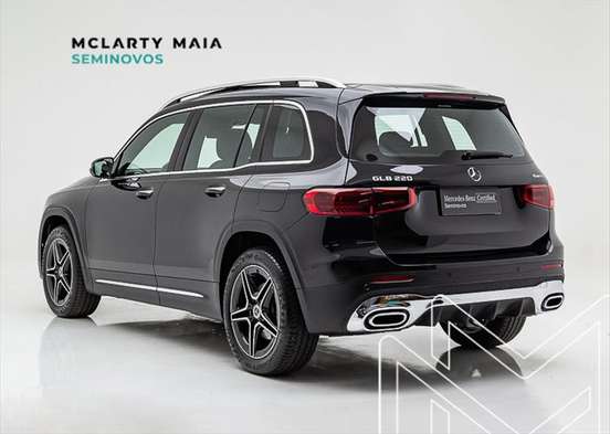 MERCEDES-BENZ-GLB 220-2025