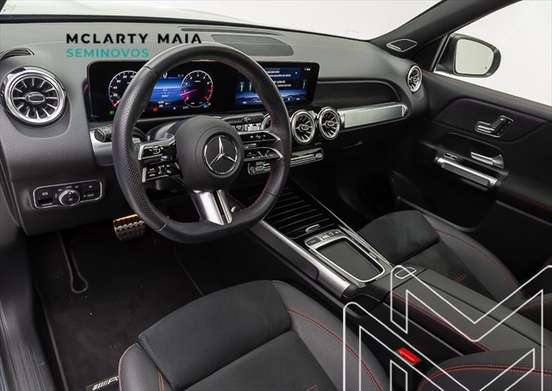 MERCEDES-BENZ-GLB 220-2025