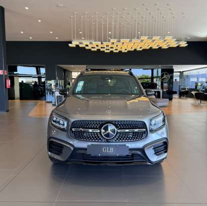 MERCEDES-BENZ-GLB 220-2.0 MHEV NIGHT EDITION 4MATIC 8G-DCT MERCEDES-BENZ-GLB 220-2026
