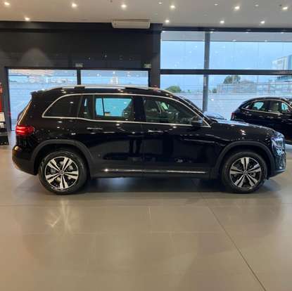 MERCEDES-BENZ-GLB 220-2026