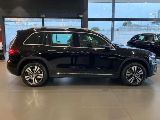 MERCEDES-BENZ-GLB 220-2.0 MHEV PROGRESSIVE 4MATIC 8G-DCT MERCEDES-BENZ-GLB 220-2026