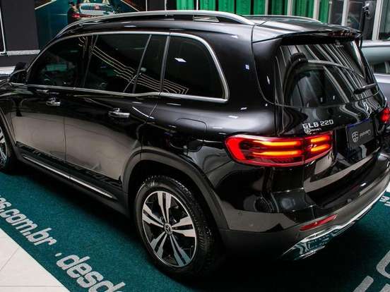 MERCEDES-BENZ-GLB 220-2.0 MHEV PROGRESSIVE 4MATIC 8G-DCT MERCEDES-BENZ-GLB 220-2024