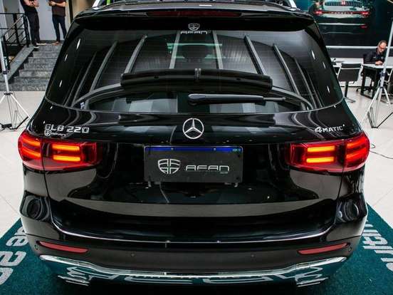 MERCEDES-BENZ-GLB 220-2.0 MHEV PROGRESSIVE 4MATIC 8G-DCT MERCEDES-BENZ-GLB 220-2024