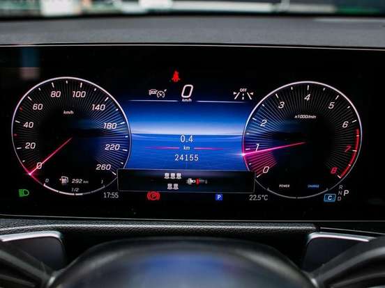 MERCEDES-BENZ-GLB 220-2.0 MHEV PROGRESSIVE 4MATIC 8G-DCT MERCEDES-BENZ-GLB 220-2024