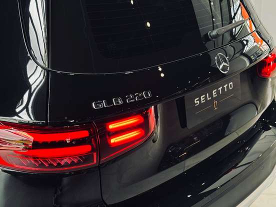 MERCEDES-BENZ-GLB 220-2.0 MHEV PROGRESSIVE 4MATIC 8G-DCT MERCEDES-BENZ-GLB 220-2025