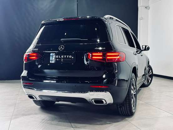 MERCEDES-BENZ-GLB 220-2025