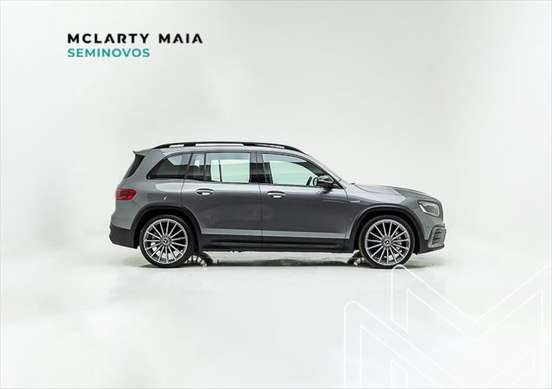 MERCEDES-BENZ-GLB 35 AMG-2024