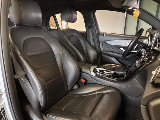MERCEDES-BENZ-GLC 250-2019