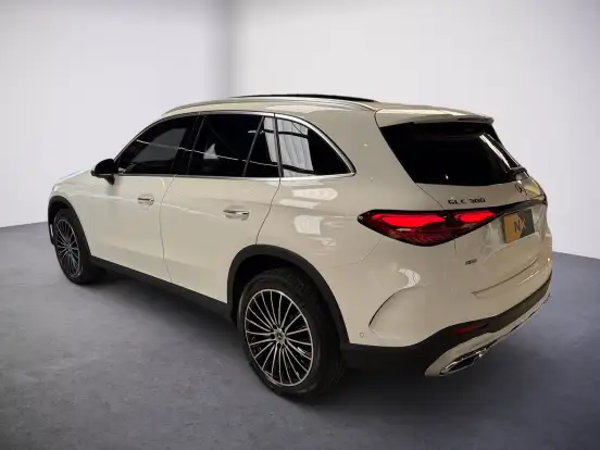 MERCEDES-BENZ-GLC 300-2.0 MHEV AMG LINE 4MATIC 9G-TRONIC MERCEDES-BENZ-GLC 300-2025