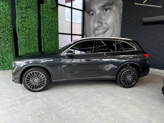MERCEDES-BENZ-GLC 300-2025