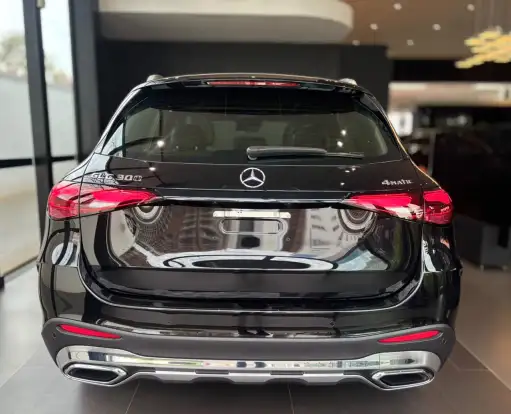 MERCEDES-BENZ-GLC 300-2026