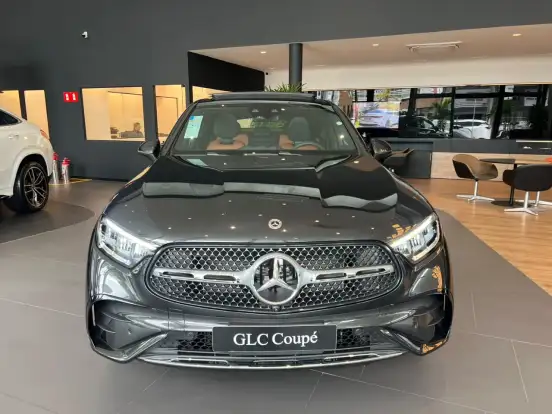 MERCEDES-BENZ-GLC 300-2026