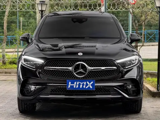 MERCEDES-BENZ-GLC 300-2025