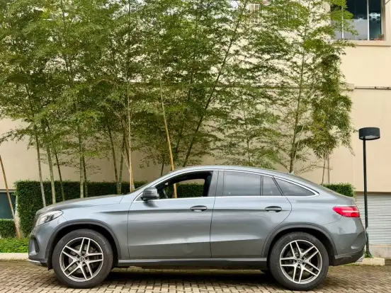 MERCEDES-BENZ-GLE 400-2017