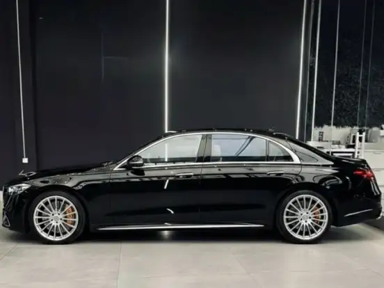 MERCEDES-BENZ-S 63 AMG-4.0 V8 TURBO PHEV E PERFORMANCE 4MATIC+ SPEEDSHIFT MERCEDES-BENZ-S 63 AMG-2025