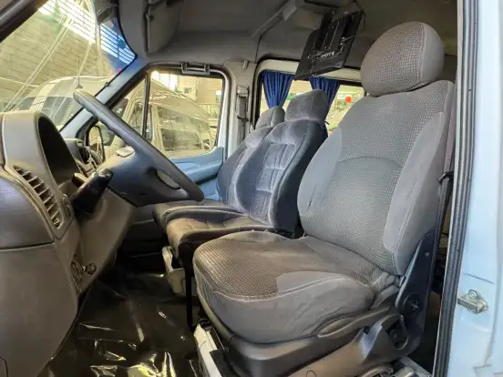 MERCEDES-BENZ-SPRINTER-2005