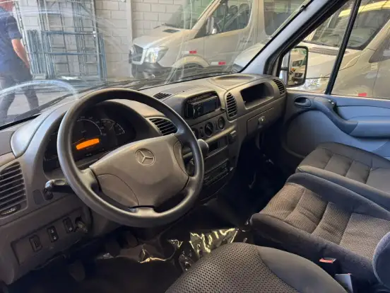 MERCEDES-BENZ-SPRINTER-2005