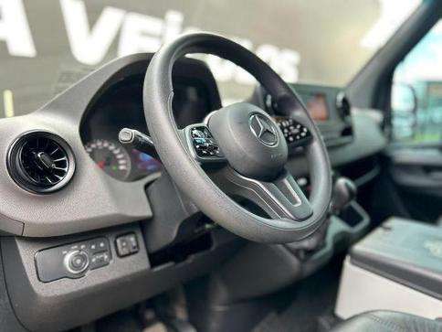 MERCEDES-BENZ-SPRINTER-2022