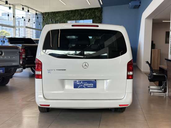 MERCEDES-BENZ-VITO-2015