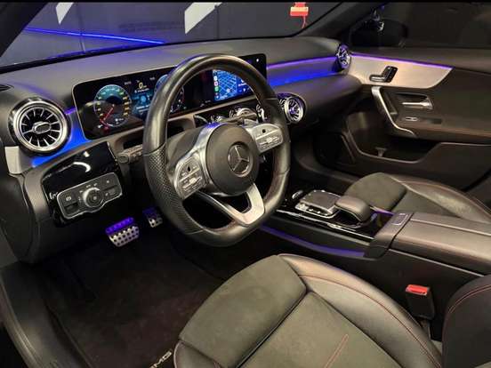 MERCEDES-BENZ-A 250-2018