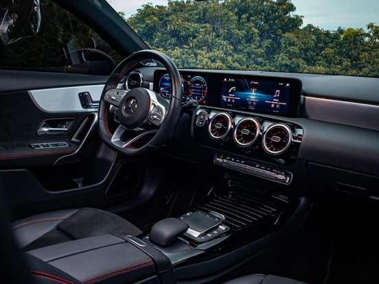 MERCEDES-BENZ-A 35 AMG-2.0 CGI GASOLINA 4MATIC 7G-DCT MERCEDES-BENZ-A 35 AMG-2021