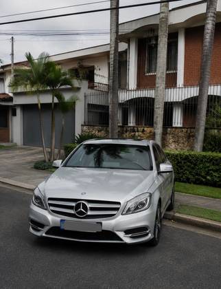 MERCEDES-BENZ B 200 1.6 SPORT TURBO GASOLINA 4P AUTOMÁTICO