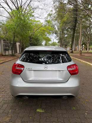 MERCEDES-BENZ-CLASSE A-1.6 200 TURBO URBAN GASOLINA 4P AUTOMATIZADO MERCEDES-BENZ-CLASSE A-2014