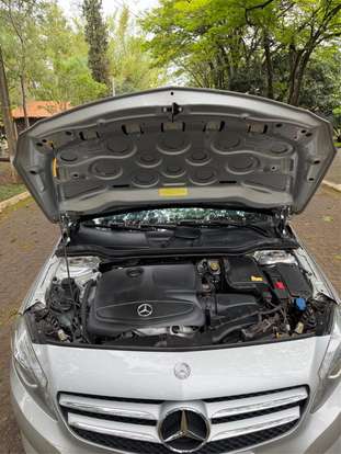 MERCEDES-BENZ-CLASSE A-1.6 200 TURBO URBAN GASOLINA 4P AUTOMATIZADO MERCEDES-BENZ-CLASSE A-2014