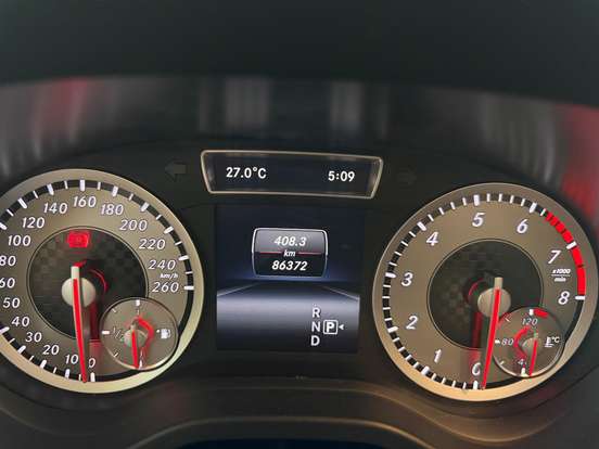 MERCEDES-BENZ-CLASSE A-1.6 200 TURBO URBAN GASOLINA 4P AUTOMATIZADO MERCEDES-BENZ-CLASSE A-2014
