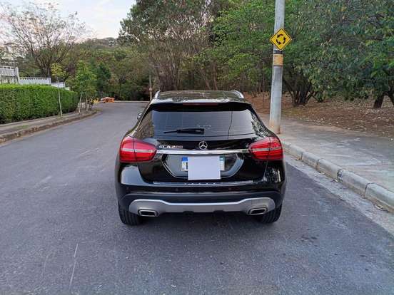 MERCEDES-BENZ-GLA 200-1.6 CGI FLEX ADVANCE 7G-DCT MERCEDES-BENZ-GLA 200-2019