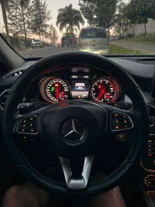 MERCEDES-BENZ-GLA 200-1.6 CGI FLEX STYLE 7G-DCT MERCEDES-BENZ-GLA 200-2018