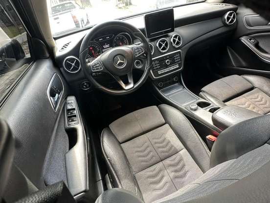 MERCEDES-BENZ-GLA 200-1.6 CGI FLEX STYLE 7G-DCT MERCEDES-BENZ-GLA 200-2018